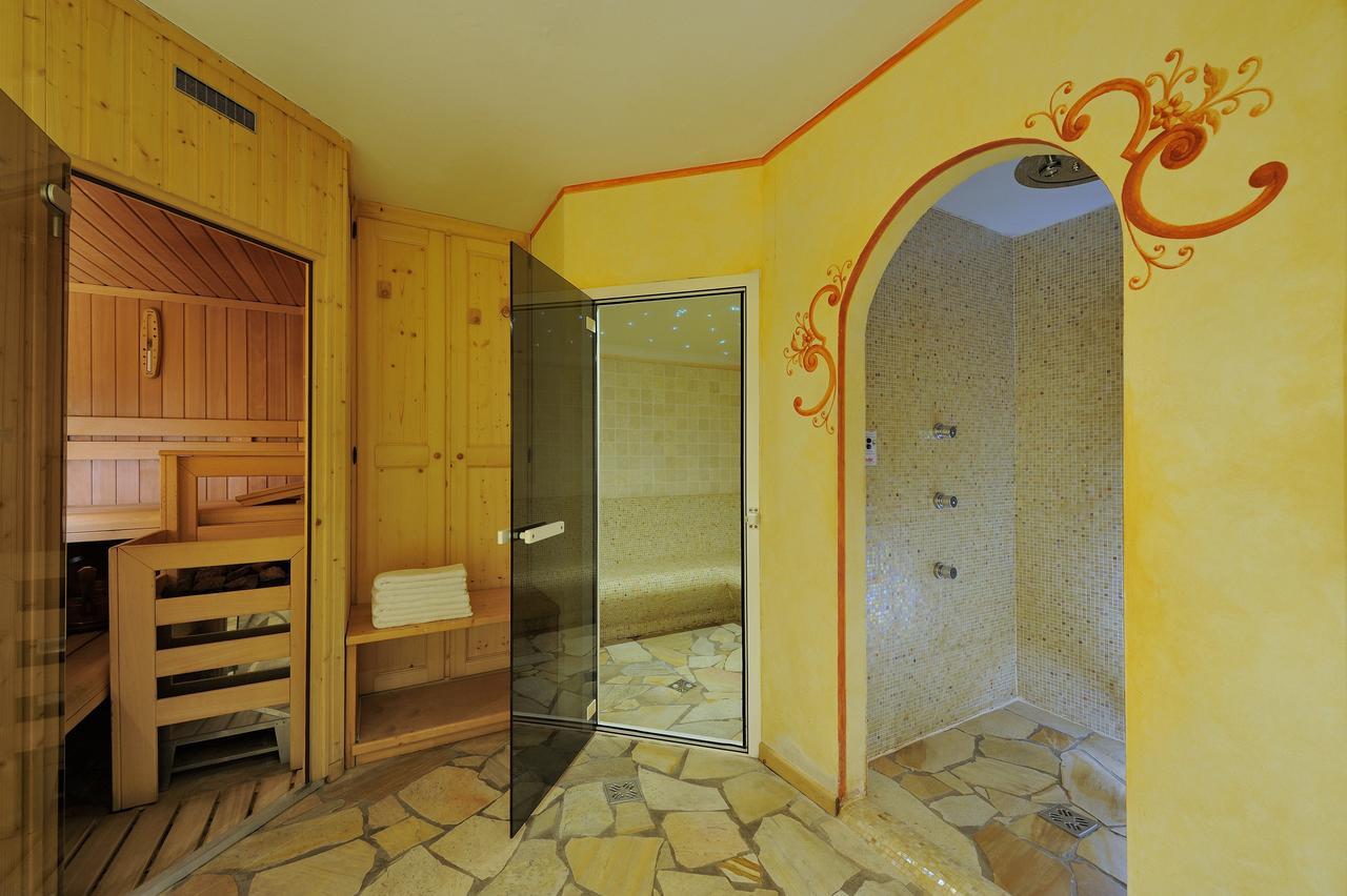 Chalet Dei Pini Lejlighedshotel Madonna Eksteriør billede