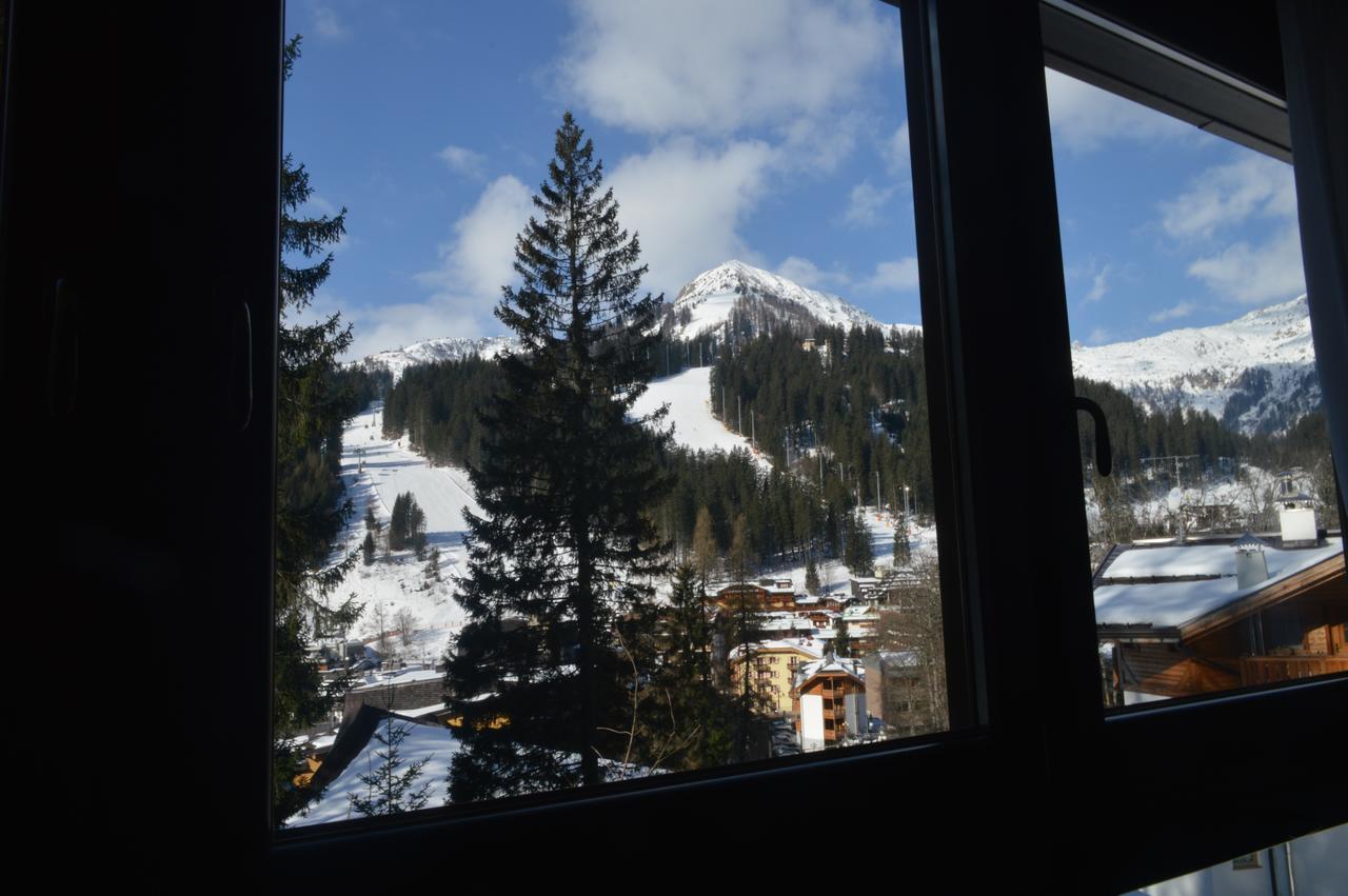 Chalet Dei Pini Lejlighedshotel Madonna Eksteriør billede