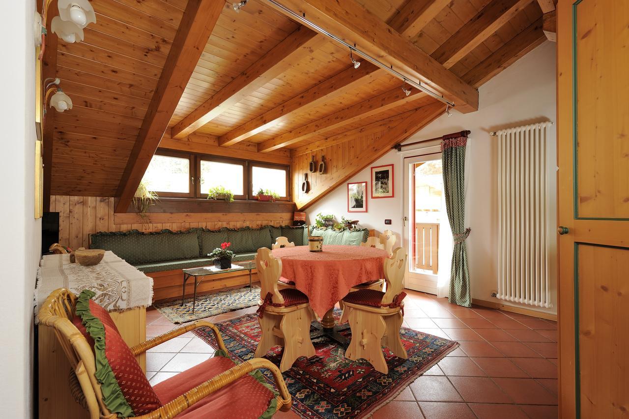 Chalet Dei Pini Lejlighedshotel Madonna Eksteriør billede