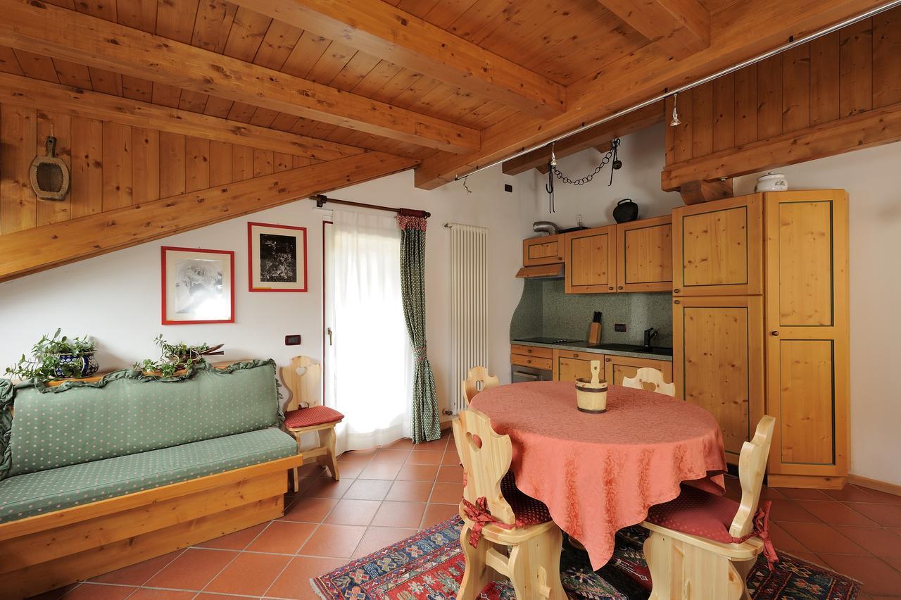 Chalet Dei Pini Lejlighedshotel Madonna Eksteriør billede