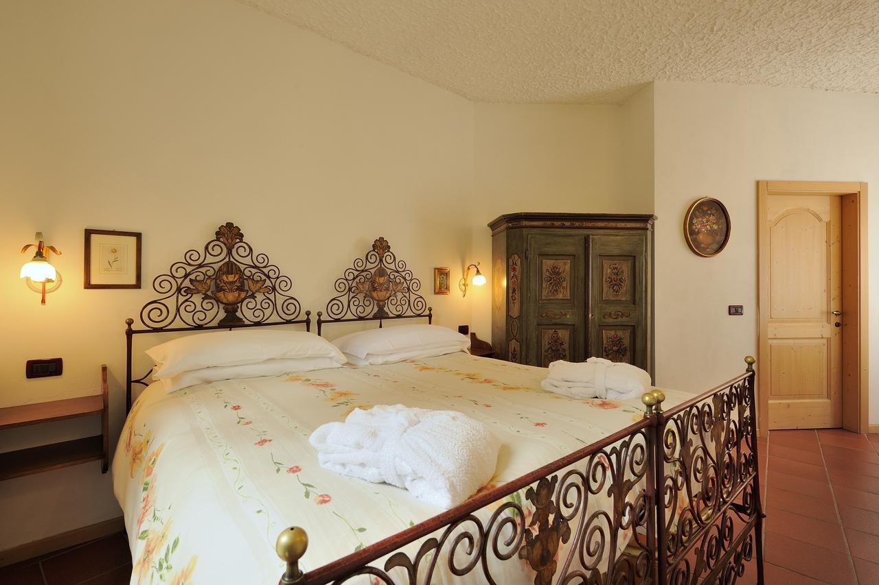 Chalet Dei Pini Lejlighedshotel Madonna Eksteriør billede